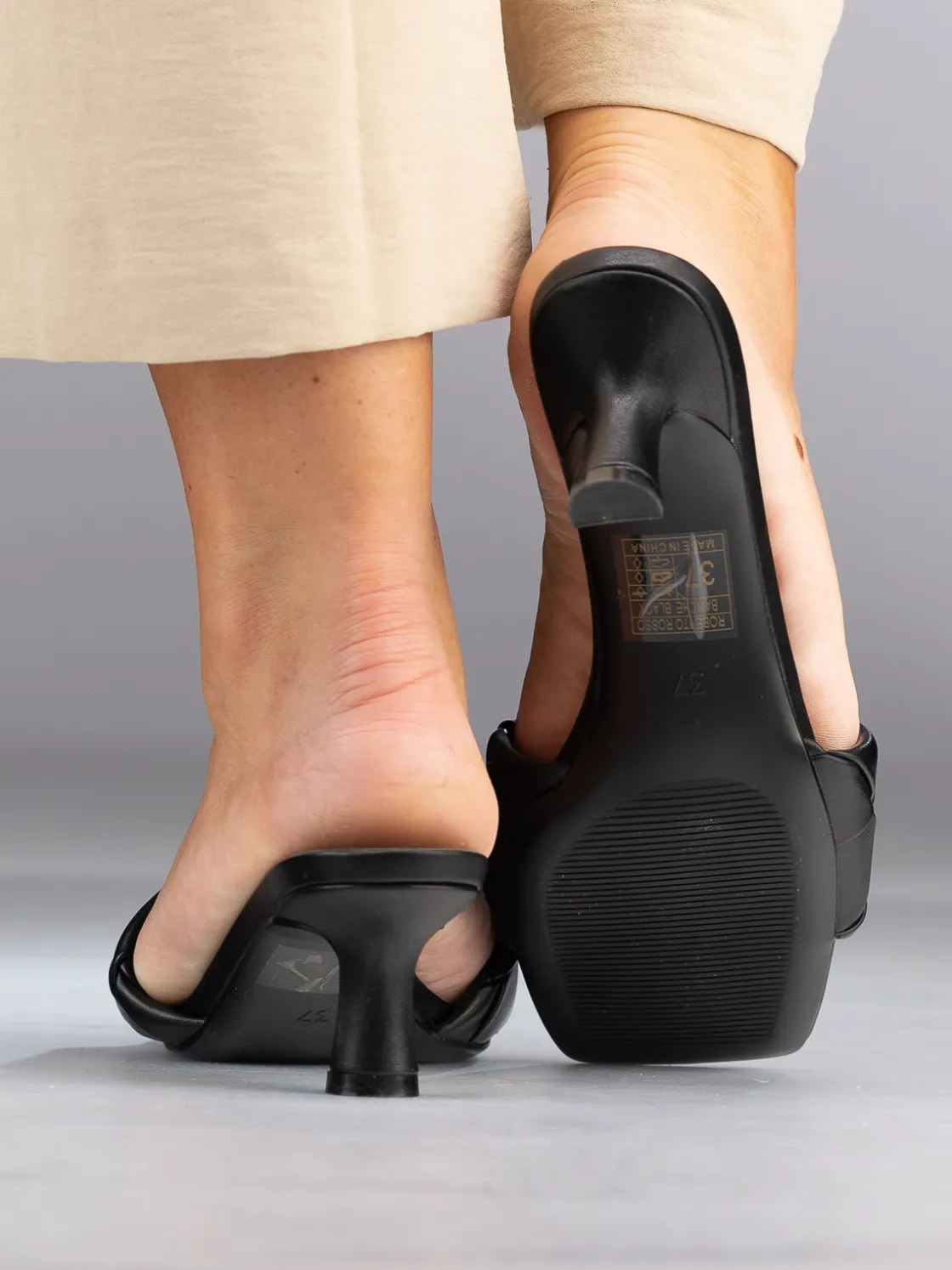 banche_black_mules_7.webp Roberto Rosso Sandaler | Pensko>Banche Black Mules