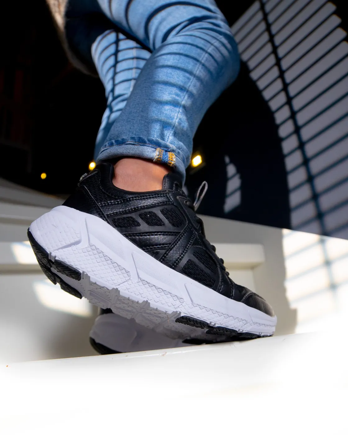 cervo_sneaker_black_10.webp Roberto Rosso Sneakers>Cervo Sneaker Black