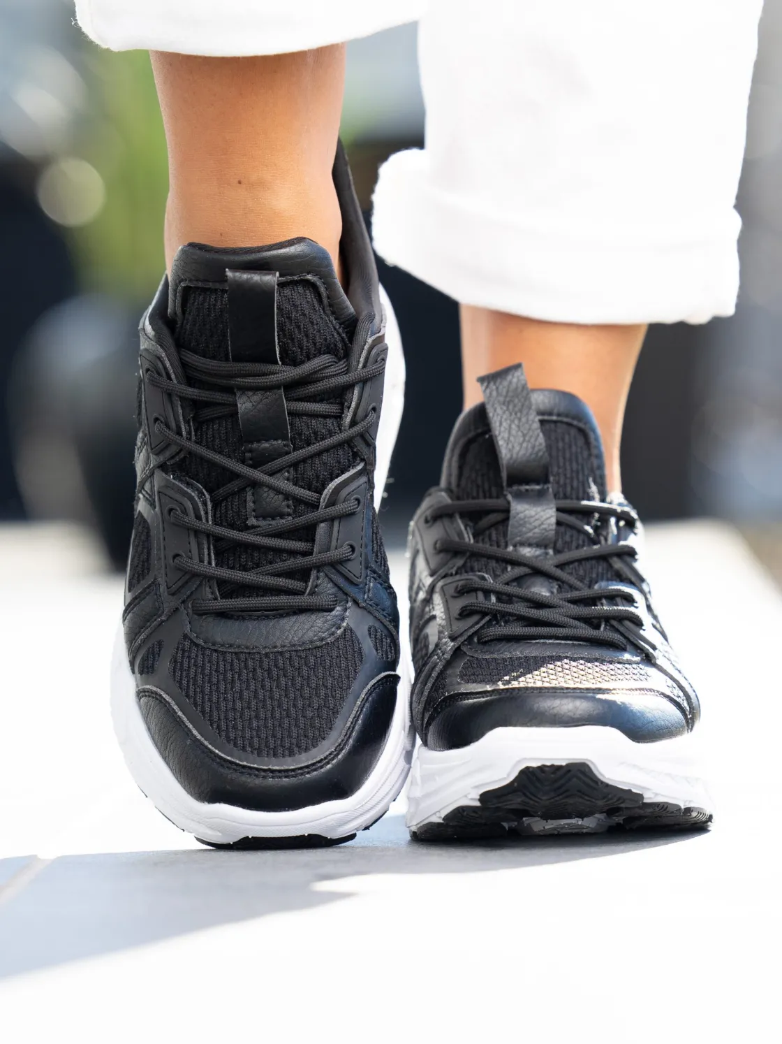 cervo_sneaker_black_2.webp Roberto Rosso Sneakers>Cervo Sneaker Black
