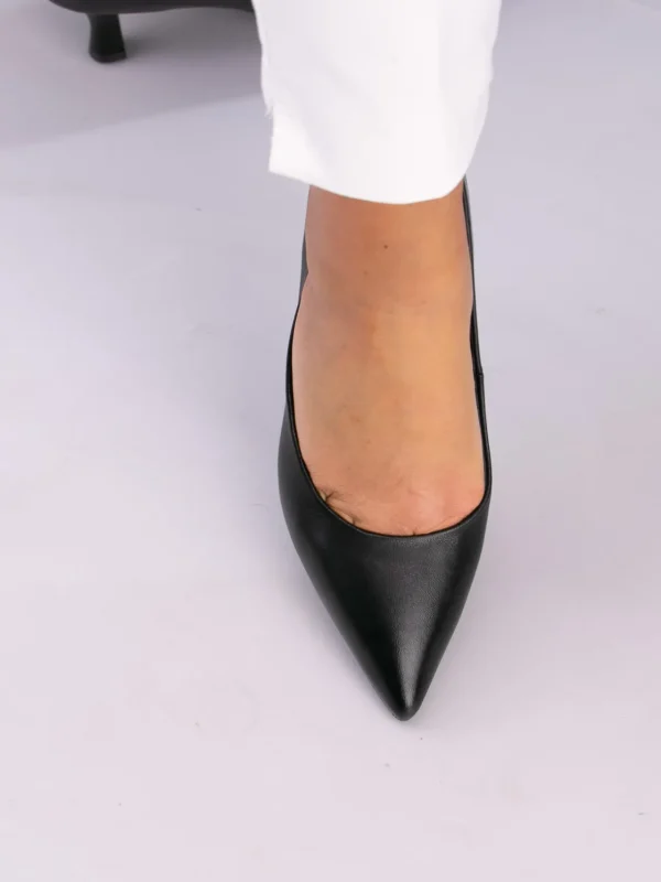 Roberto Rosso Pensko>Falerone Classic Leather Black Pumps