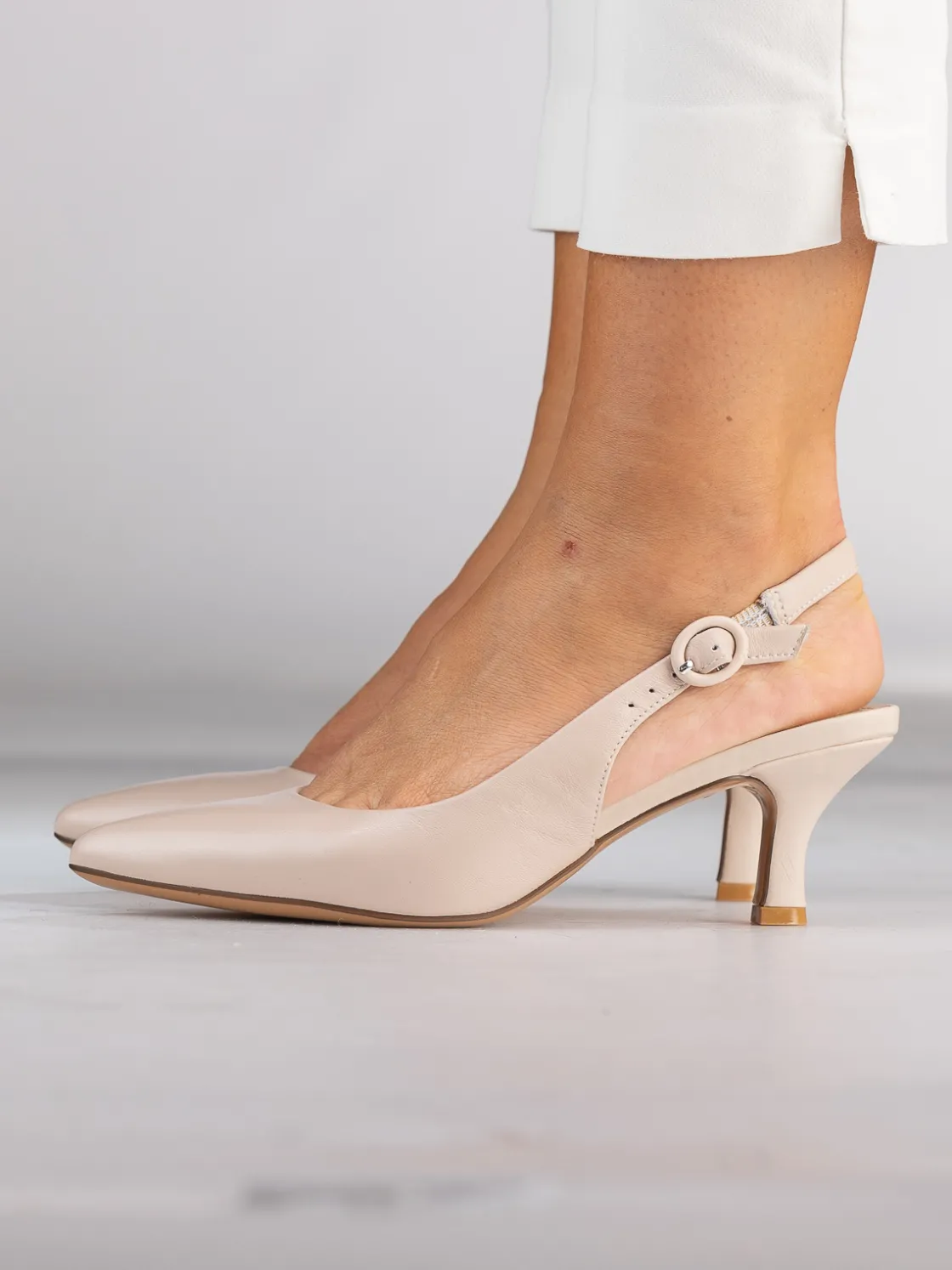 falerone_slingback_heel_n_5.webp Roberto Rosso Pensko>Falerone Slingback Heel Nude