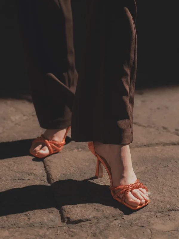 Roberto Rosso Pensko>Fiola Orange Høyhælte Pumps