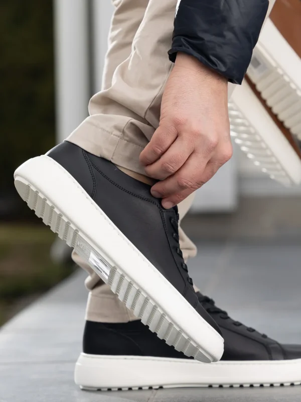 Gregers Sneakers>– Avenue Light Leather Black