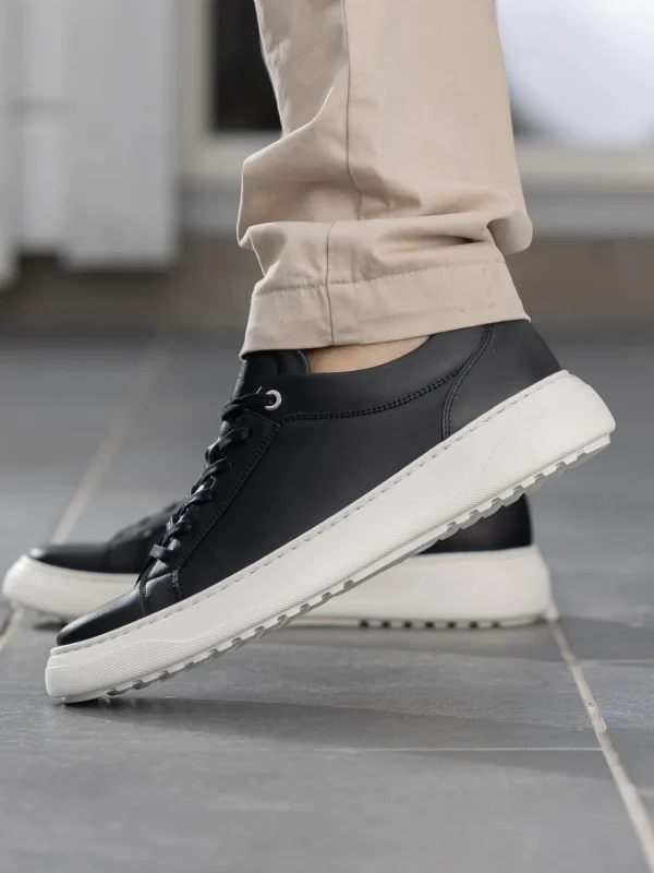 Gregers Sneakers>– Avenue Light Leather Black