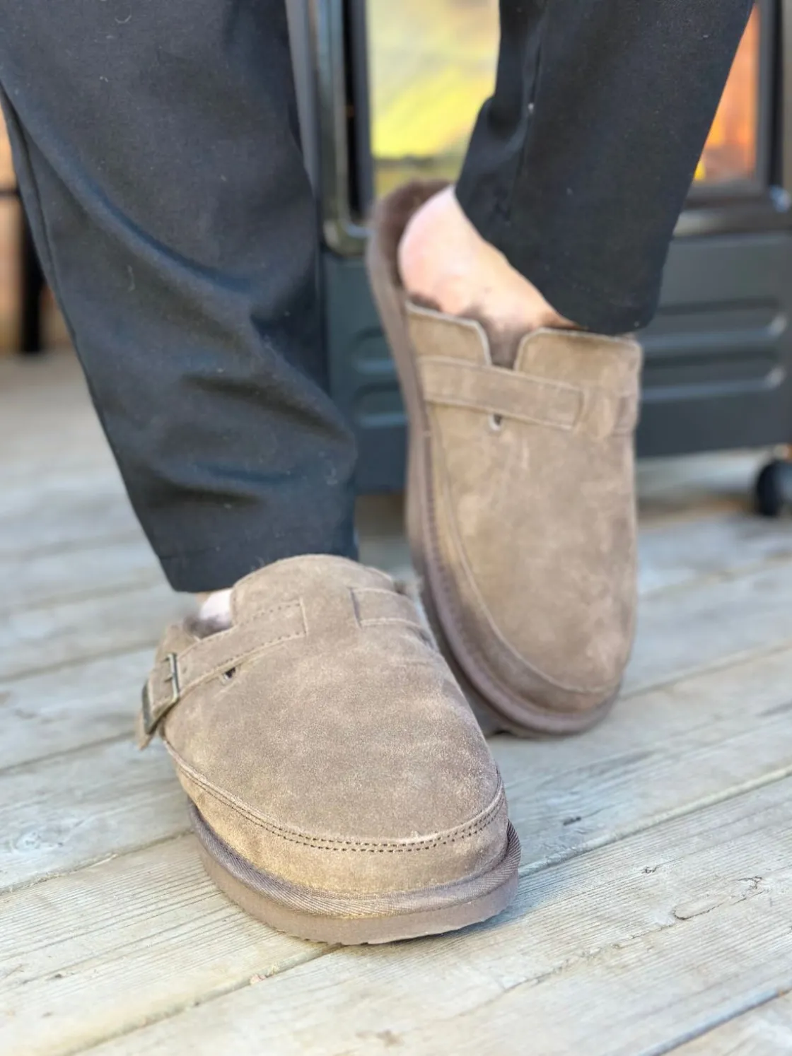 gregers__mantel_sheepskin_3.webp Gregers Tøfler>– Mantel Sheepskin Slipper Brown
