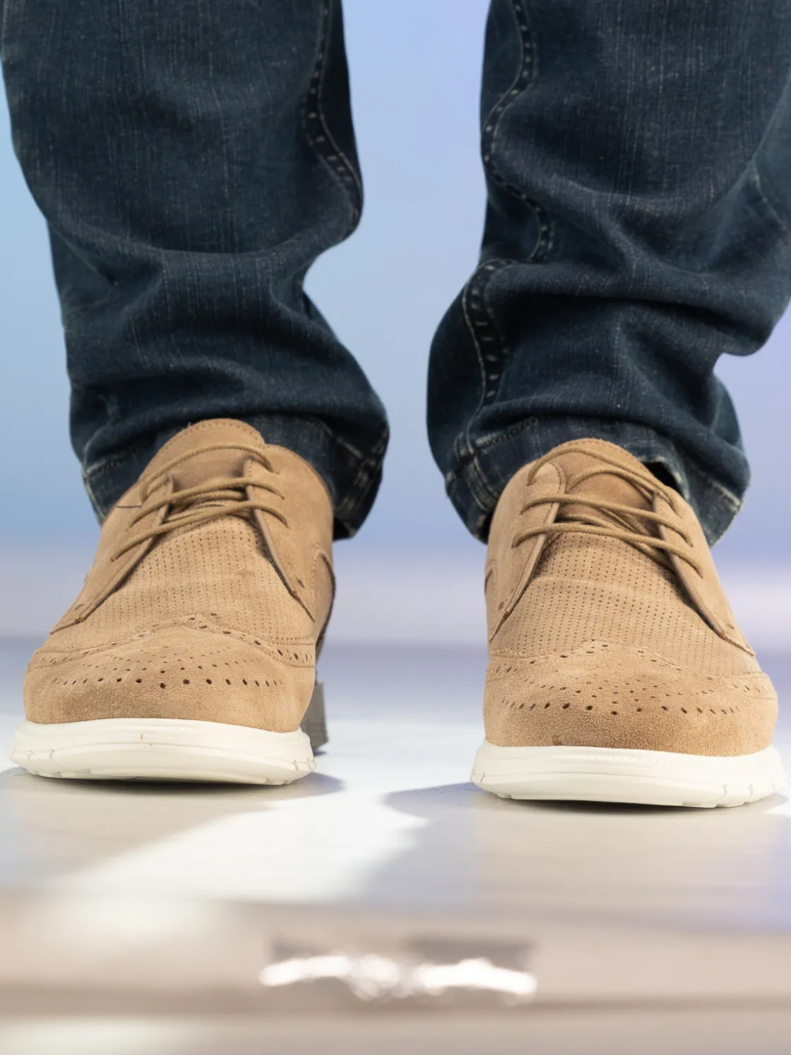 gregers__sport_brogue_sue_6.webp Gregers Pensko>– Sport Brogue Suede Taupe