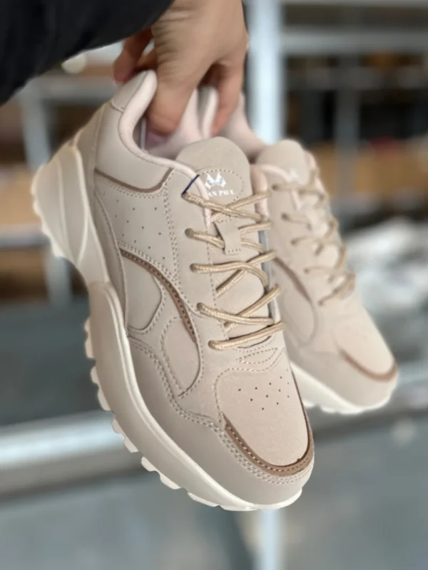 Jean Paul Sneakers>– Astro Sneakers Atmosphere