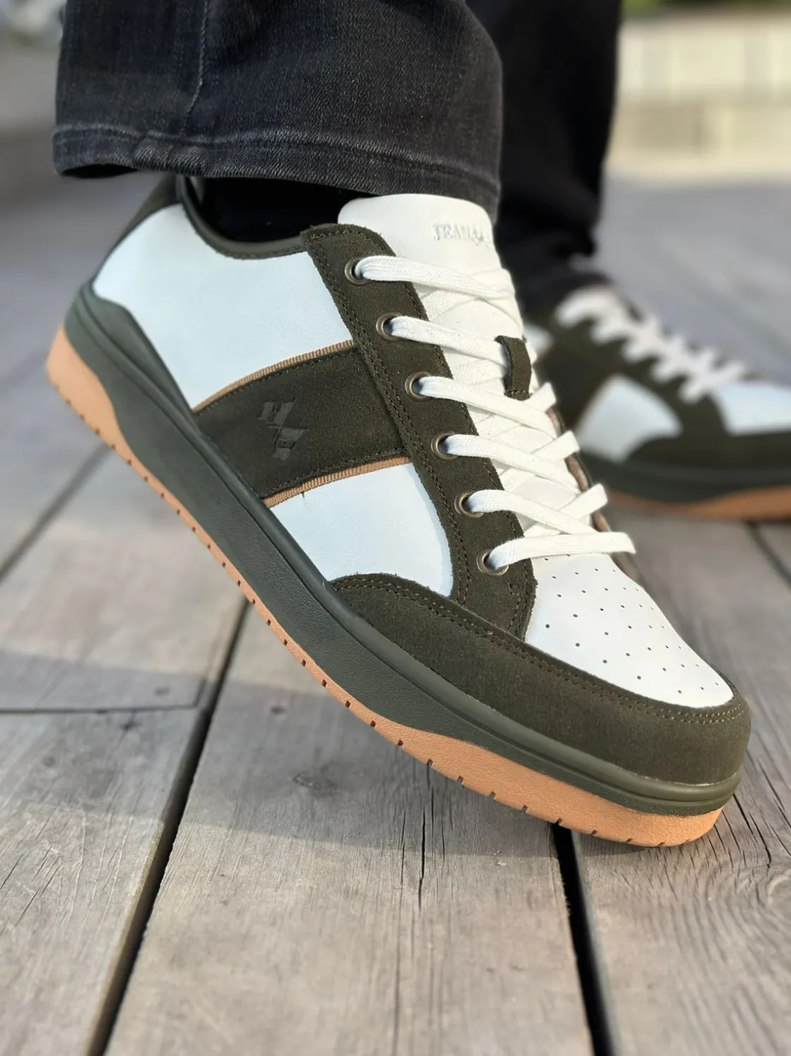 jean_paul__calseraigne_du_3.webp Jean Paul Sneakers>– Calseraigne Dusty Olive