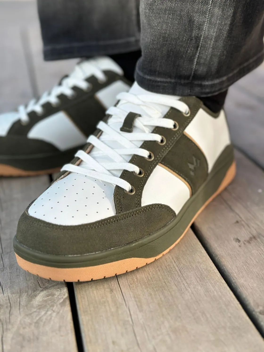 jean_paul__calseraigne_du_4.webp Jean Paul Sneakers>– Calseraigne Dusty Olive
