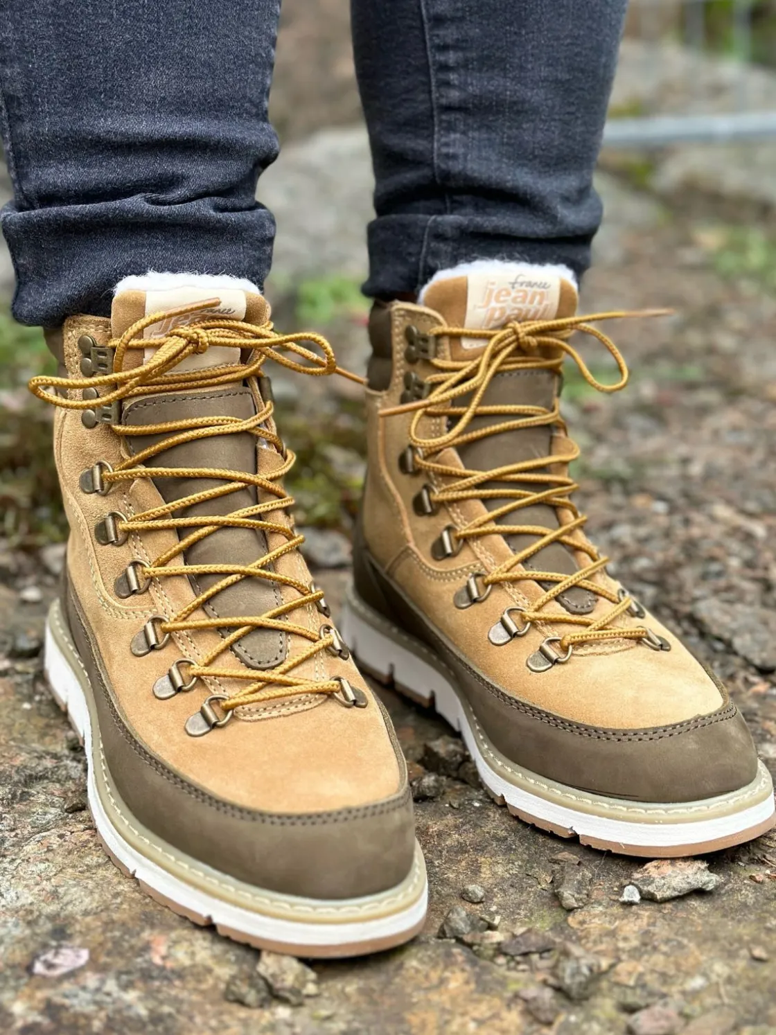 jean_paul__col_agnel_leat_3-1.webp Jean Paul Vintersko>– Col Agnel Leather Tan