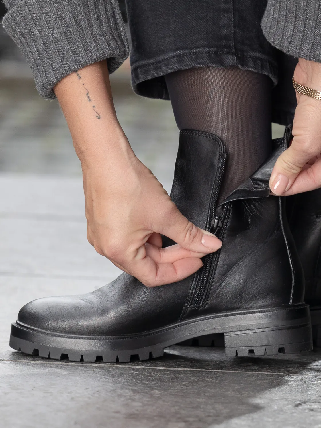 jean_paul__cosson_leather_1.webp Jean Paul Skoletter Og Boots>– Cosson Leather Black
