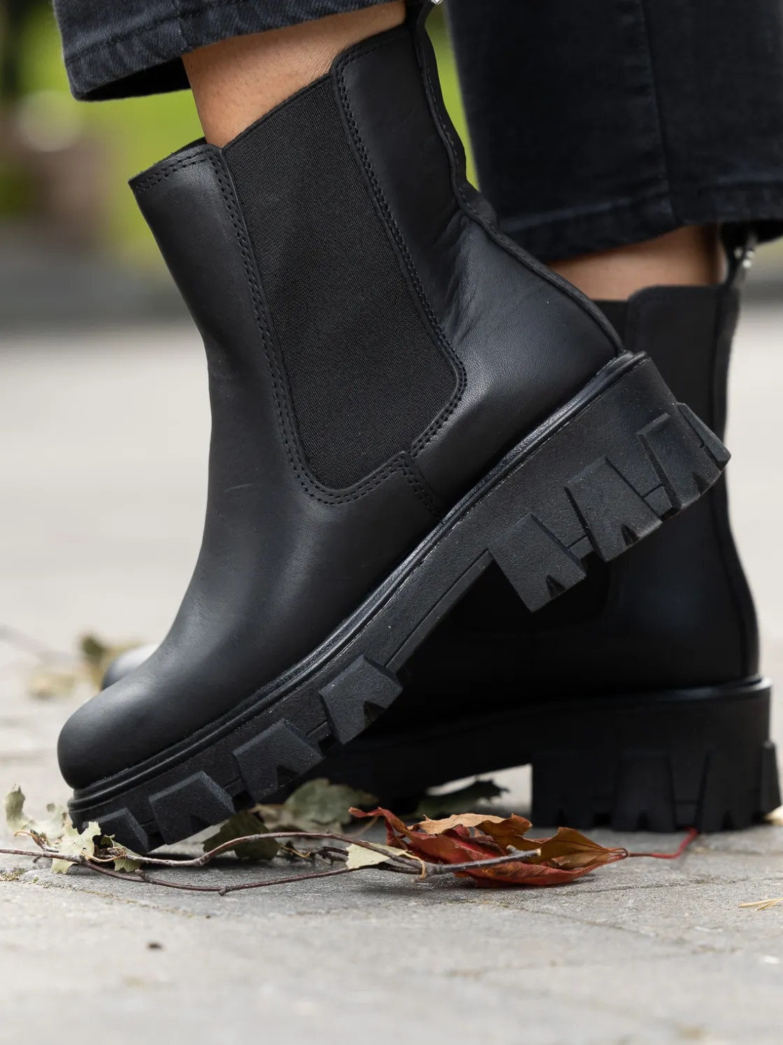 leather_combat_chelsea_wa_2.webp Roberto Rosso Skoletter Og Boots>Leather Combat Chelsea Warm