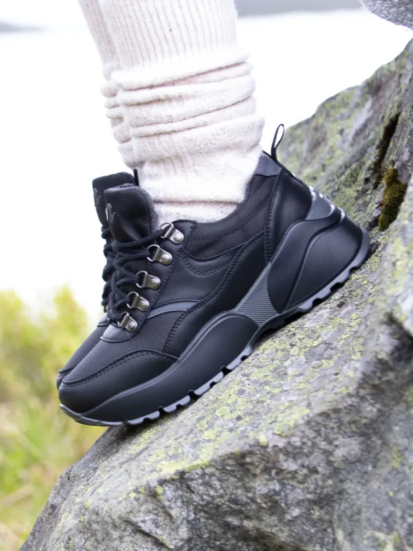 Noodles Sneakers>– Chunko Low Black