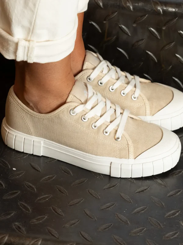 Noodles Sneakers>– Doobiecat II