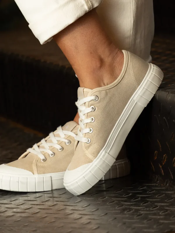 Noodles Sneakers>– Doobiecat II