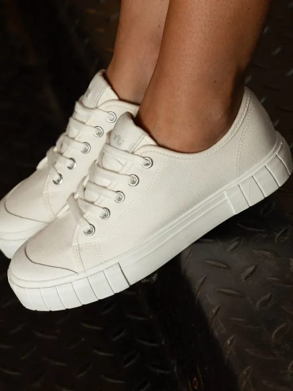 Noodles Sneakers>– Doobiecat II White