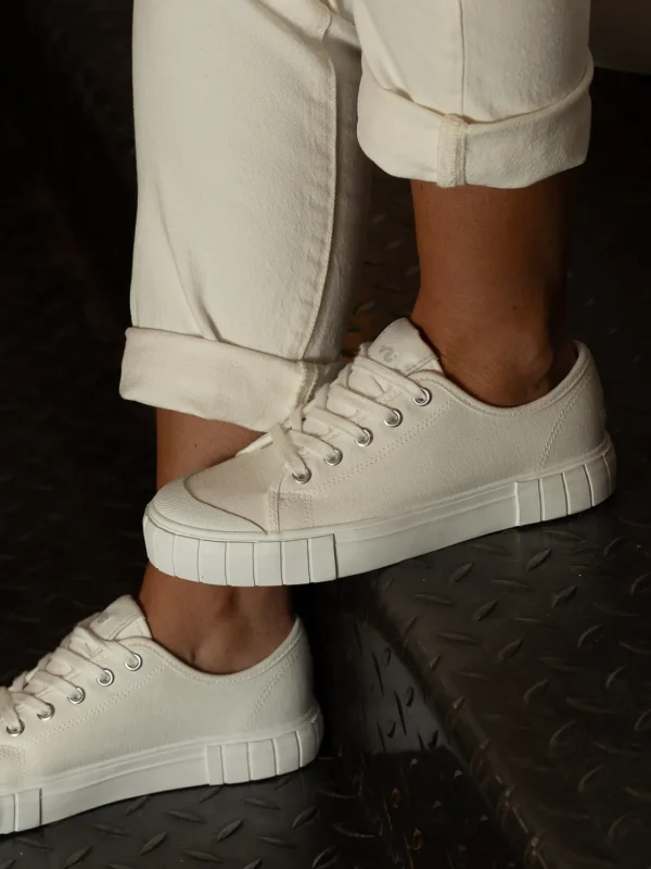 Noodles Sneakers>– Doobiecat II White