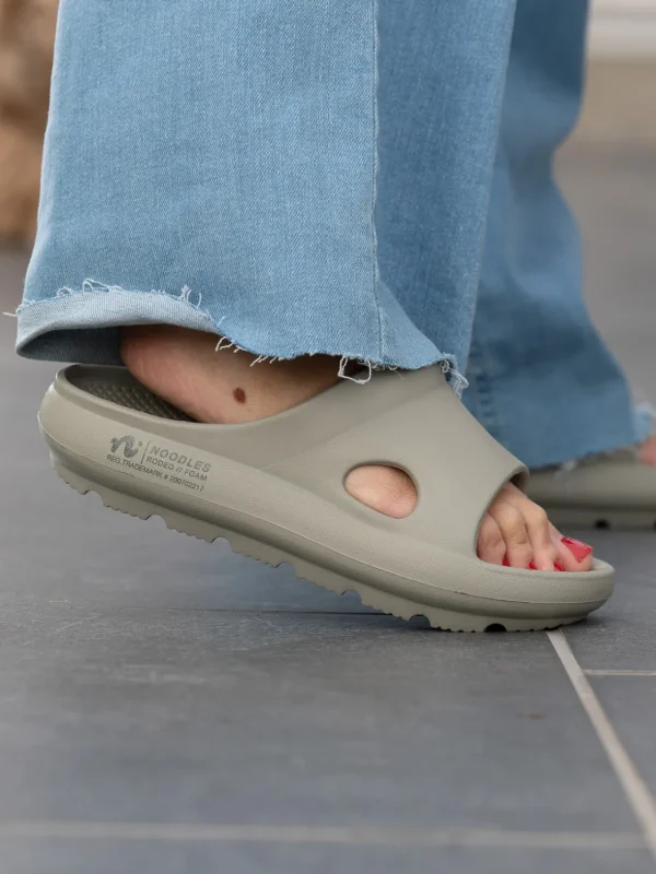 Noodles Sandaler>– Rodeo Foam Sand