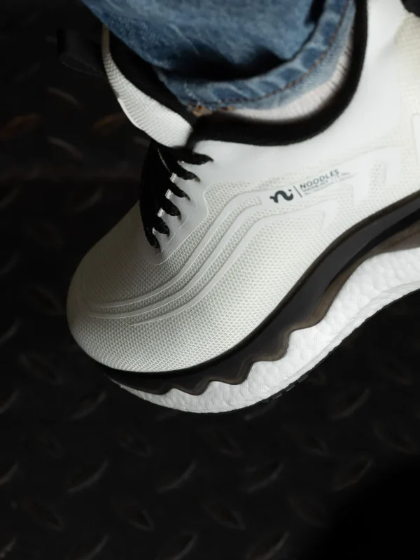 Noodles Sneakers>– Waveblade White